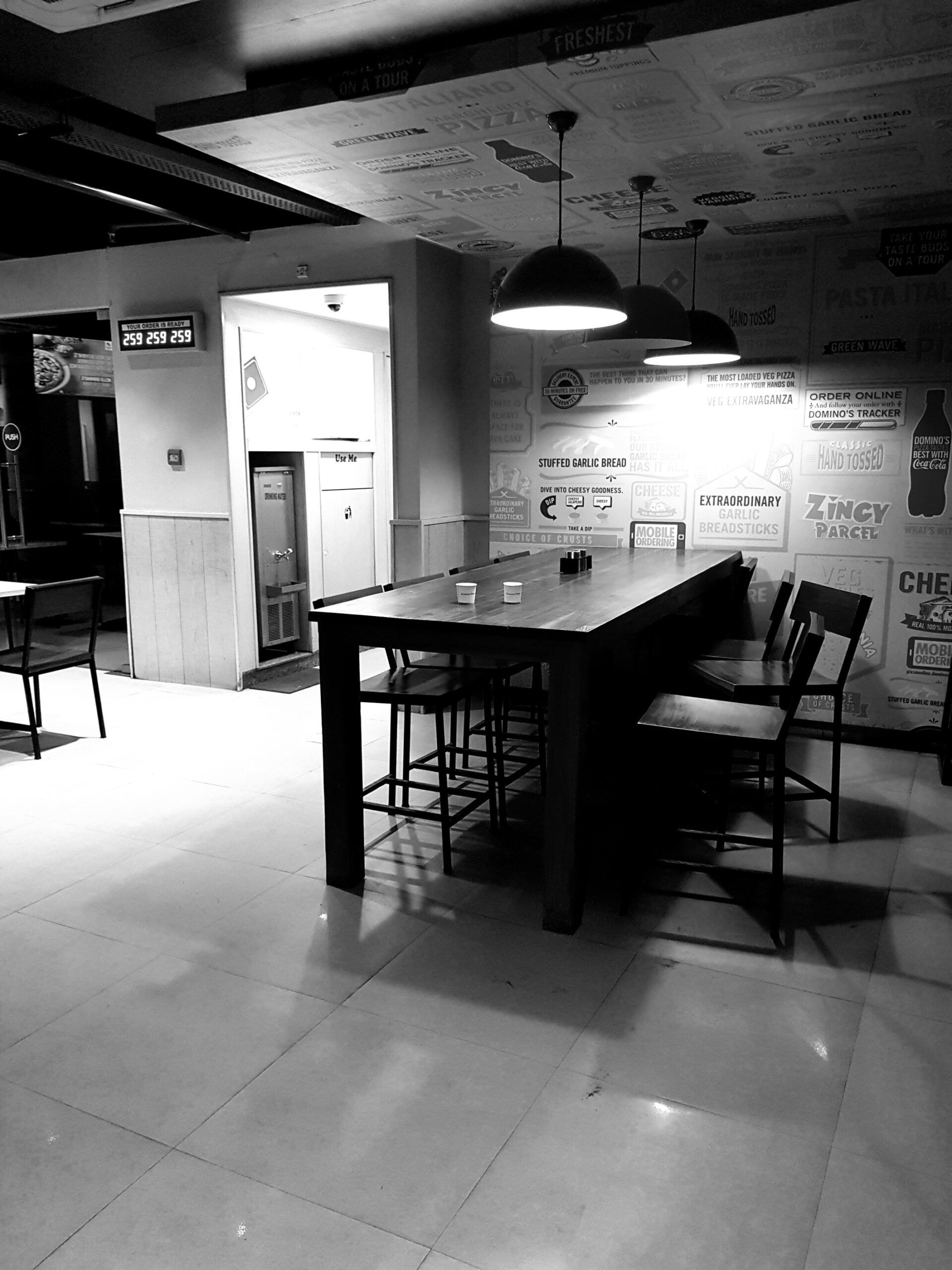 The Front Desk Pulse — Where Startups Begin Their Day